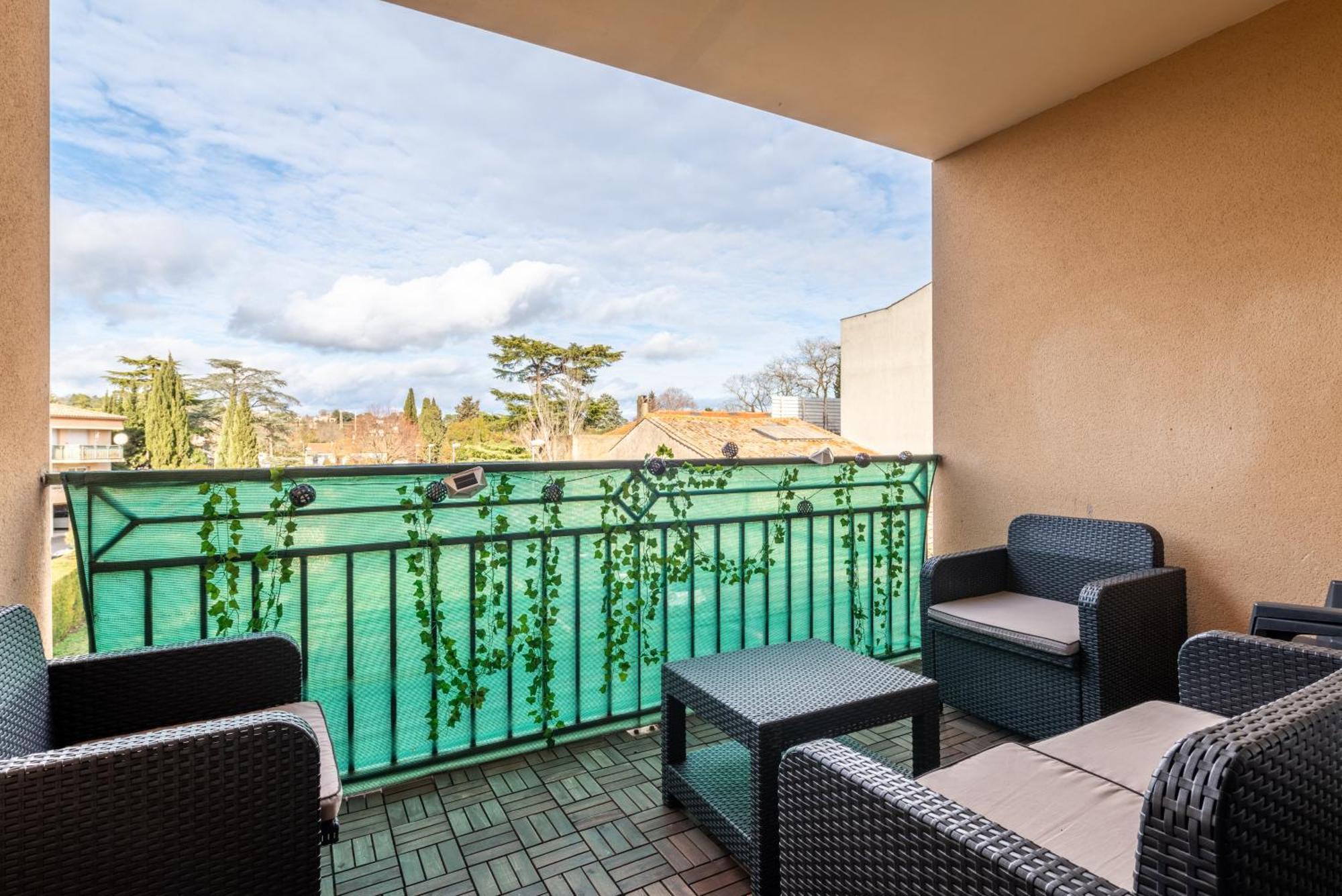 L'Ecrin Jardin Des Remparts - Parking Prive - Terrasse Daire Carcassonne Dış mekan fotoğraf